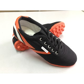 Giầy đinh đá bóng mới Thượng Đình