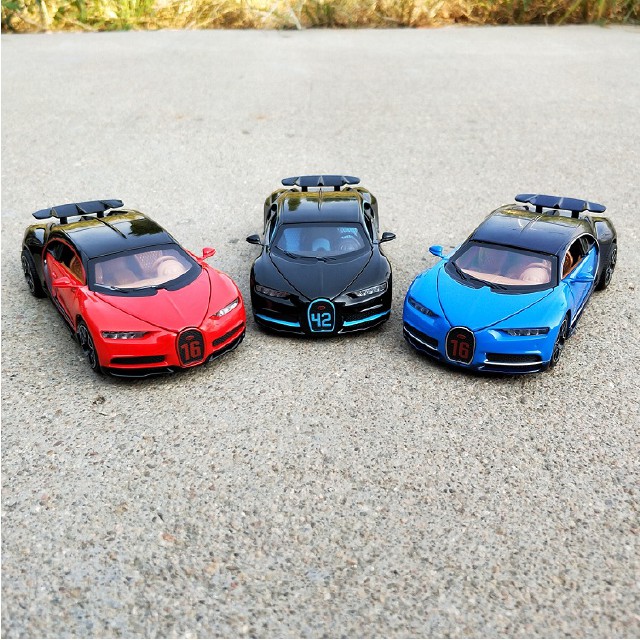 [HỘP MÀU QUÀ TẶNG] Đồ Chơi Trẻ Em, Xe Mô Hình Ô tô Tĩnh, Siêu Xe Thể Thao Bugatti Chiron Bằng Sắt, Tỷ Lệ 1:32  Cao Cấp