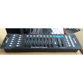 Bàn điều khiển DMX 512.