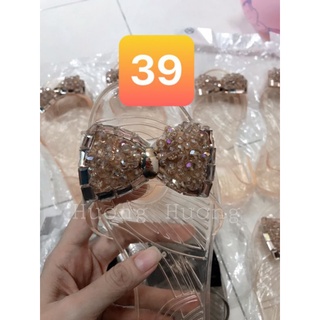Giày nhựa nơ đá đen