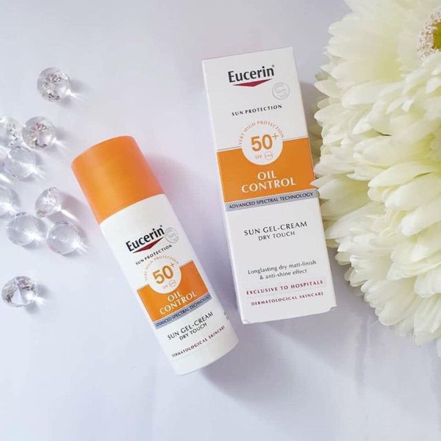 Kem Chống nắng SPF 50+ danh cho da mụn, bị mụn trứng cá Eucerin Sun Gel-Creme oil control Dry Touch SPF50+