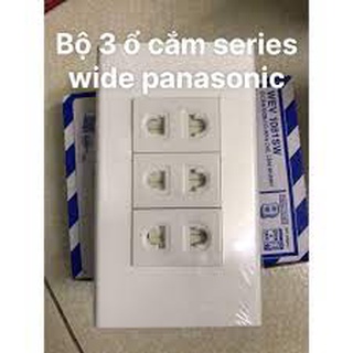 Bộ ổ cắm 3 hai chấu Panasonic Wide