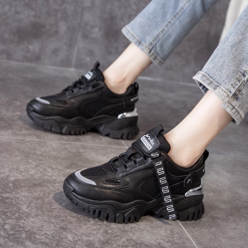 Giày Thể Thao Sneaker Nữ Đế Răng Cưa Màu Đen Siêu Hot