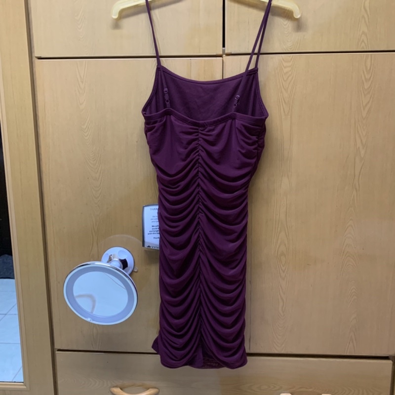 Đầm body speechless