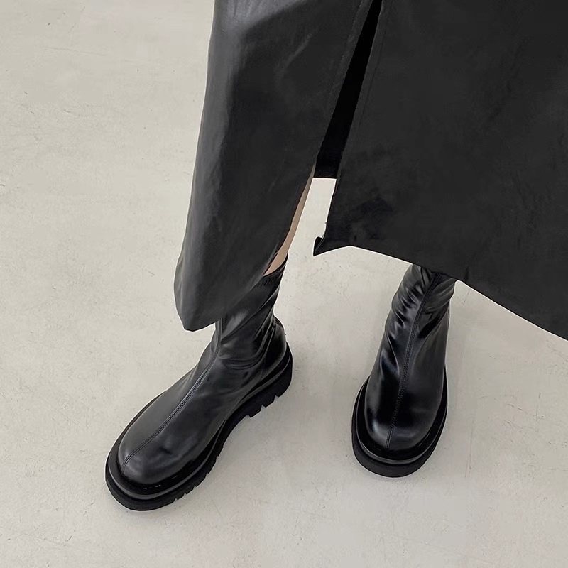 BOOTS CỔ THẤP ĐẾ BÁNH MÌ HOTTREND