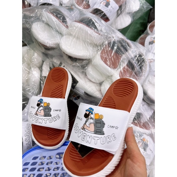 Dép Adventure nữ ( tặng hộp bảo vệ )