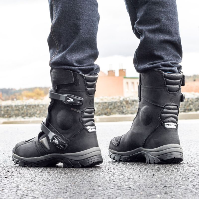 Giày moto Forma Adventure Low