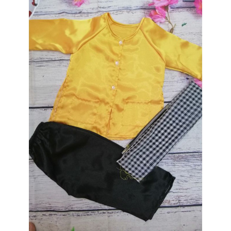 Bộ bà ba áo vàng + quần đen