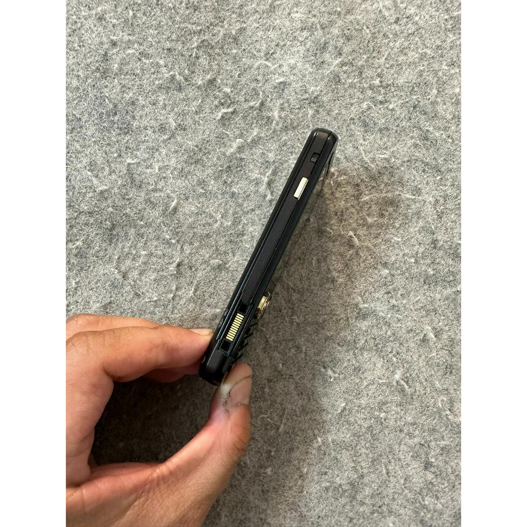 Điện thoại Sony Ericsson W890i Đen chính hãng