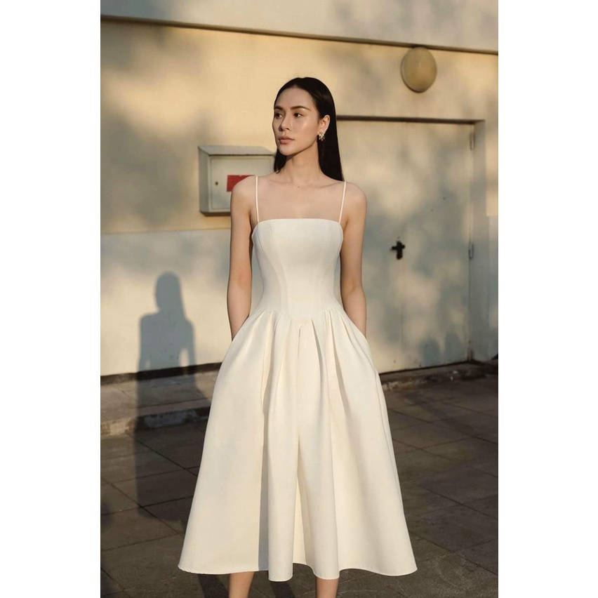 Đầm xòe dài hai dây cúp ngực phối túi (HÀNG CAO CẤP ĐẸP Y HÌNH)