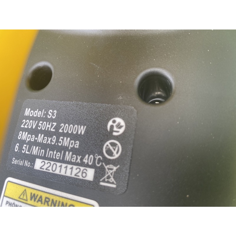 Máy rửa xe osaka 2000w có chỉnh áp thế hệ 2022 tặng bình xit bot tuyết