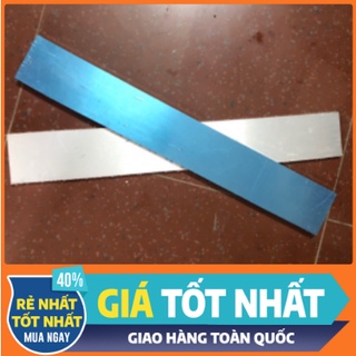 Một tấm ốp chống văng thu hẹp khe cắt cho máy cắt nhôm