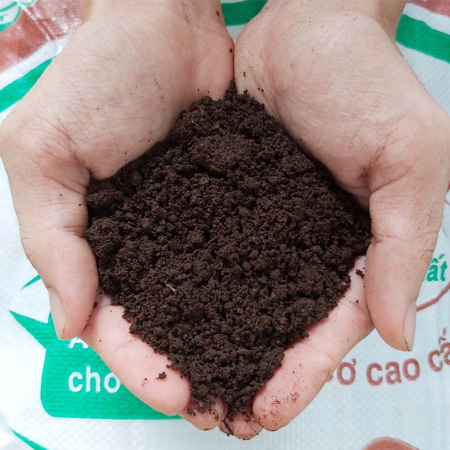 Phân trùn quế nguyên chất đã qua xử lý, sàng mịn, bổ sung vi sinh