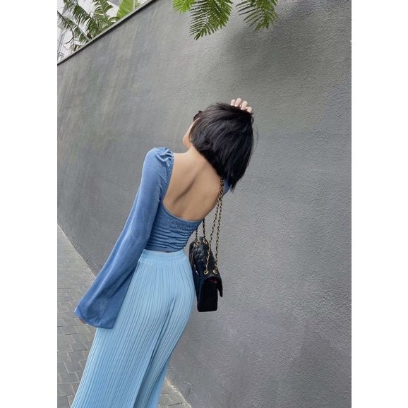 Set áo thun xoắn ngực tay loe + Quần suông dập ly