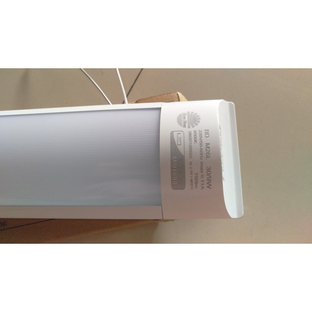 Đèn led bán nguyệt M26 0.3m/9W Rạng Đông