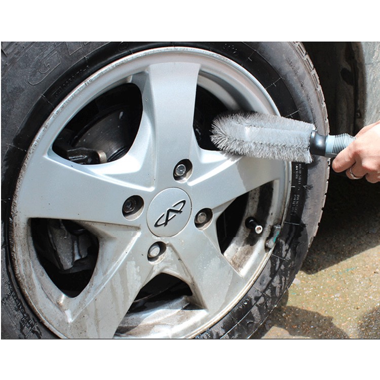 Bàn Chải Vệ Sinh Bánh Xe Ô Tô Tiện Lợi