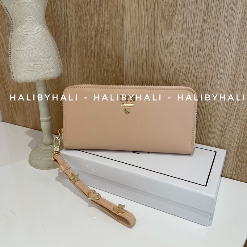 Ví Lyn dáng dài có kèm dây đeo tay hoạ tiết đính trái tim