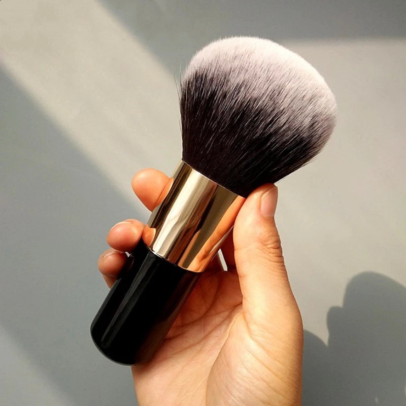 1 Cọ Trang Điểm 12cm Lông Mềm Dùng Đánh Phấn Nền/Má Hồng Cho Nữ