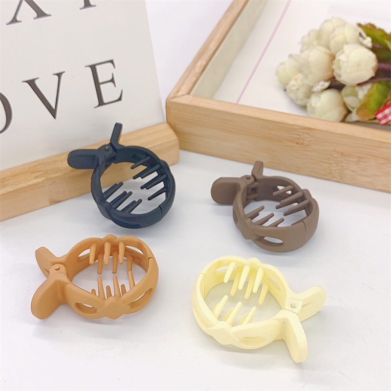 Kẹp Tóc Hình Cá Mập Màu Sắc Ngọt Ngào Thời Trang