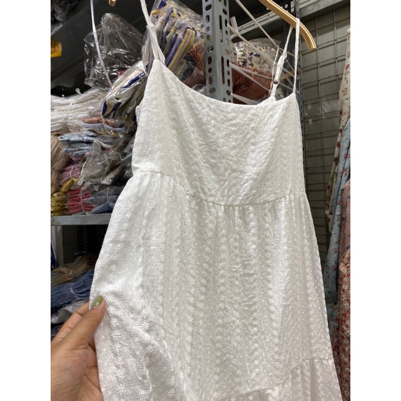 Đầm Babydoll trắng nữ 2 dây thêu hoa dập nổi có lớp lót – Da Nâu Vintage