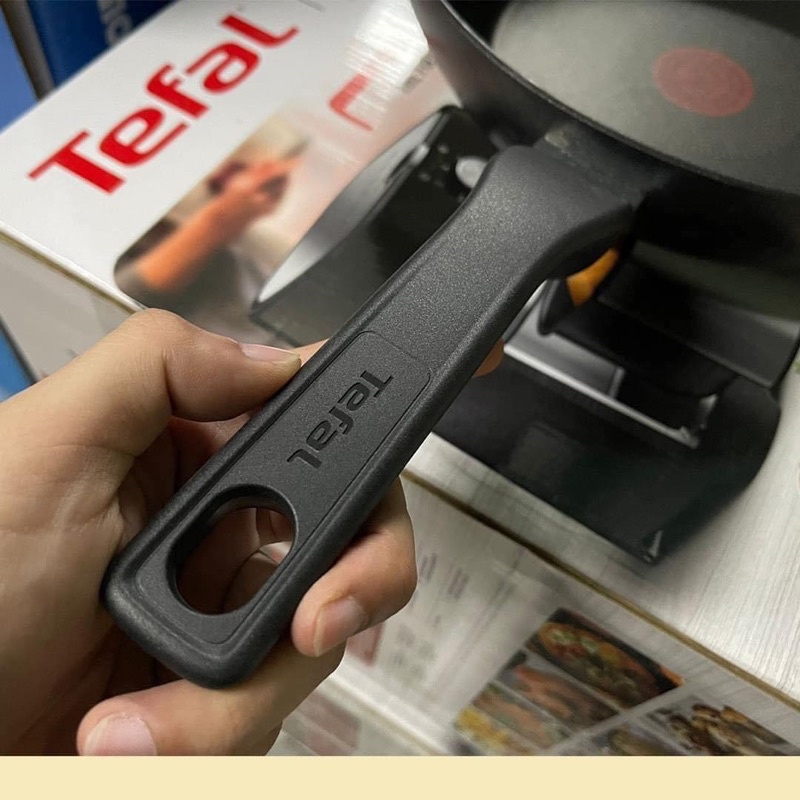 🇩🇪 Chảo sâu lòng Tefal HARD TITANIUM PRO, Made in France