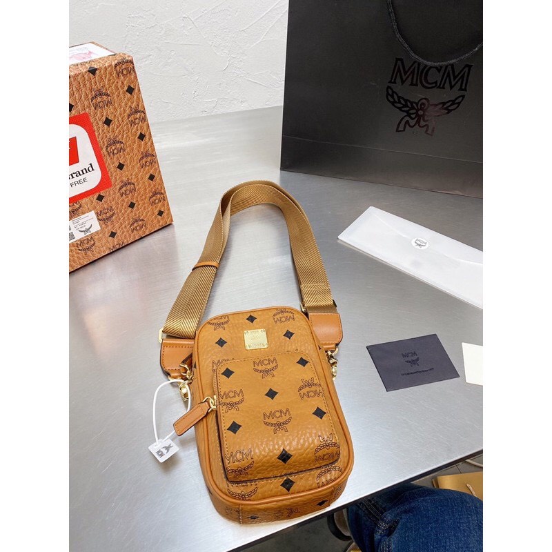 TÚI ĐEO CHÉO MCM NỮ