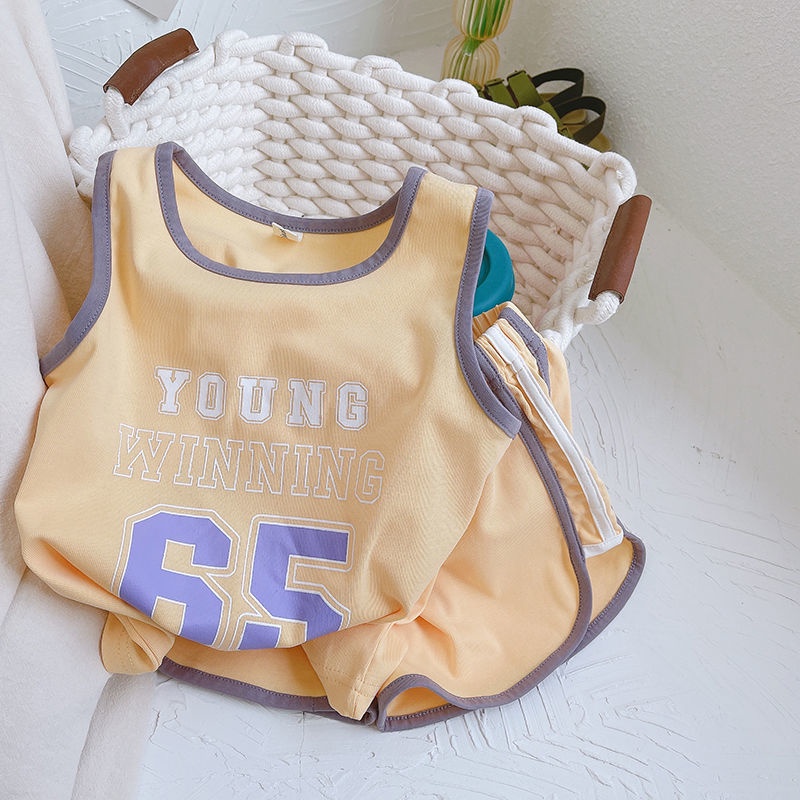 Set Đồ Thể Thao Gồm Áo Ba Lỗ In Họa Tiết Kỹ Thuật Số + Quần Ngắn Phong Cách Hàn Quốc Mới Cho Bé