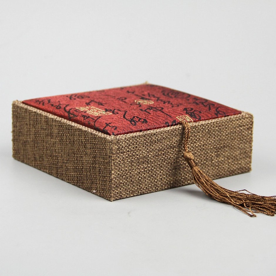 Hộp gấm 10x10x3.5cm đựng vòng tay đẹp, chắc chắn, hộp quà tặng phong thủy