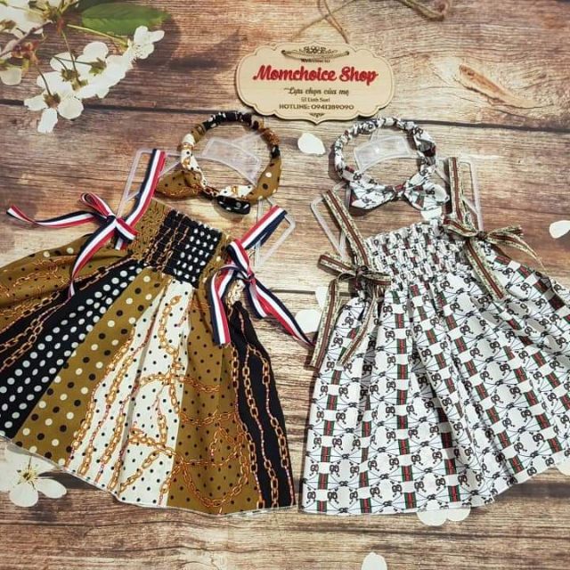 Đầm bé họa tiết ca ro
