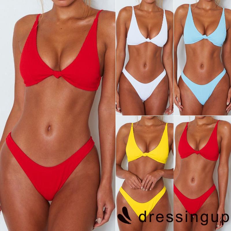 Bộ bikini có áo thắt nút với quần lọt khe quyến rũ cho nữ đi biển