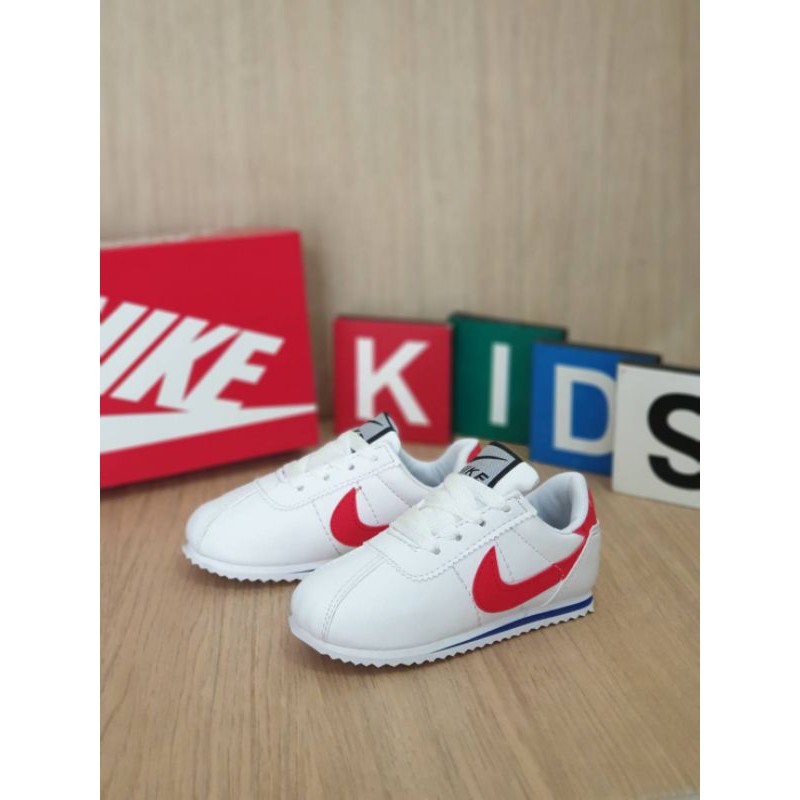 Giày Thể Thao Nike Classic Cortez Nylon Màu Xám Size 36-39