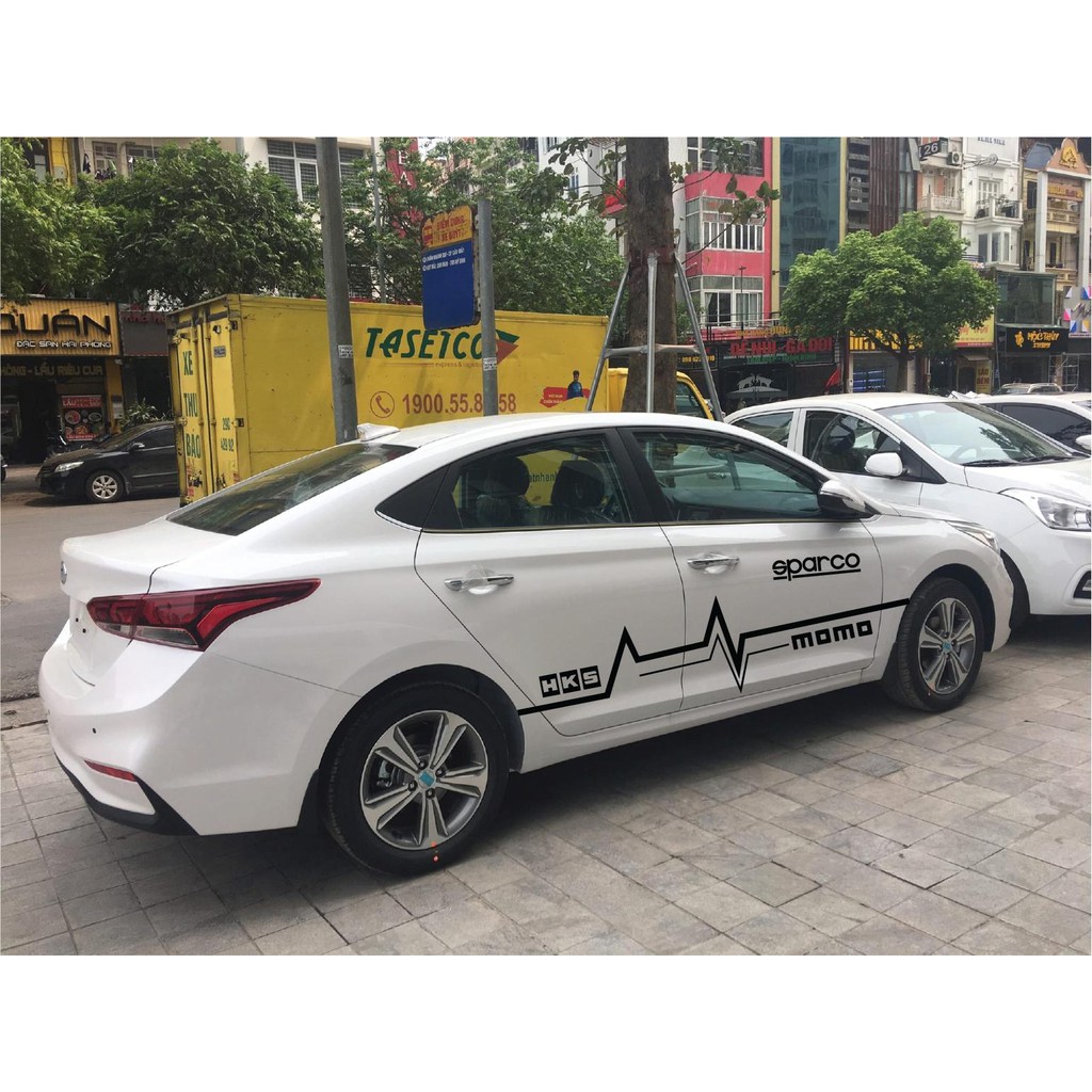 Tem xe tem dán sườn Hyundai Accent -  hàng thiết kế theo yêu cầu