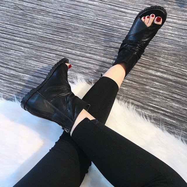 Sandal chiến binh