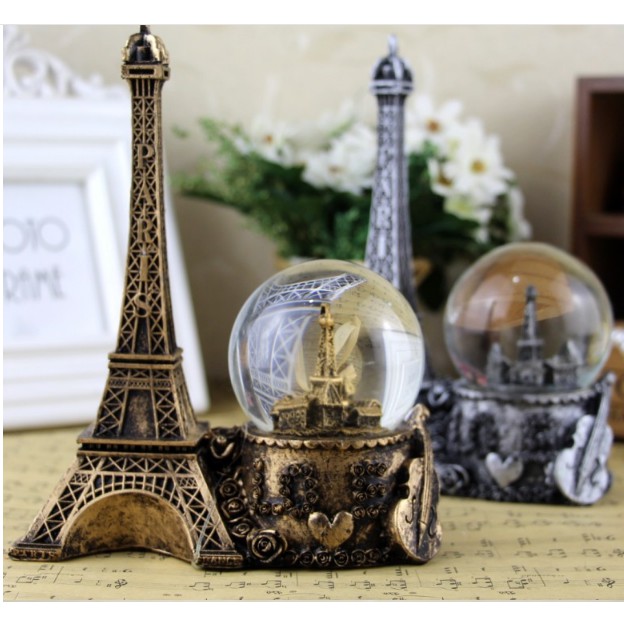 Quả cầu thủy tinh và tháp eiffel - quà lưu niệm