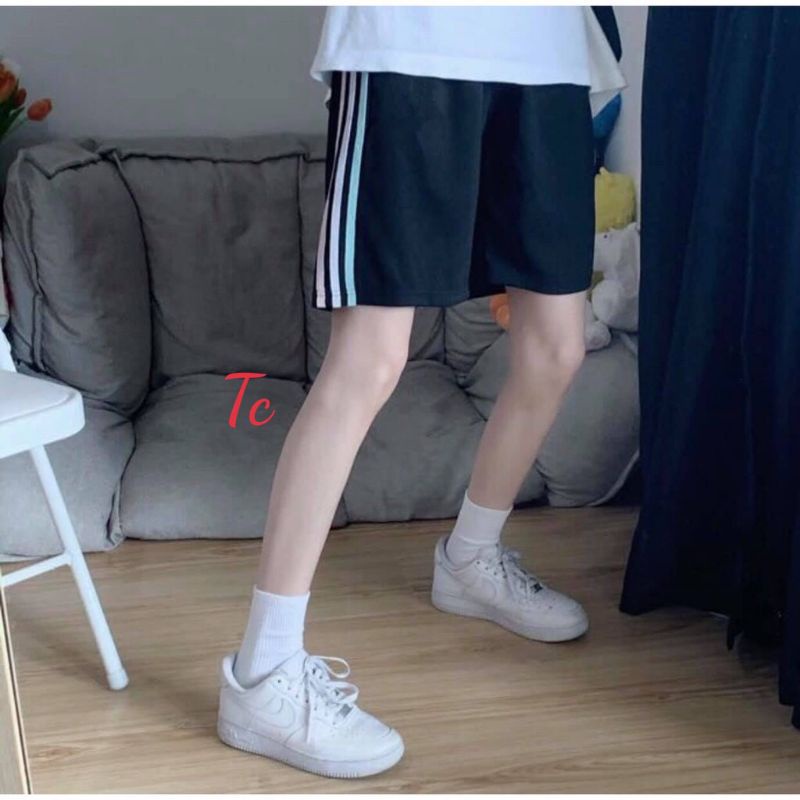 Quần shorts 3 sọc màu , from UNISEX chất thể thao ,2 màu siêu xinh