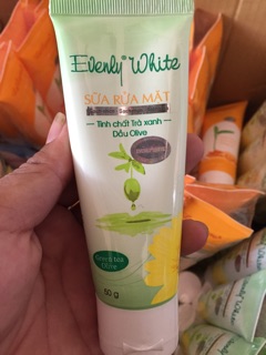 Sữa rửa mặt  sạch nhờn lylyse