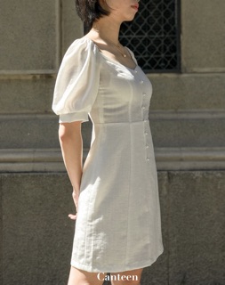 Đầm linen tay bồng đính hạt