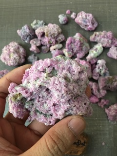 Khối ruby tự nhiên