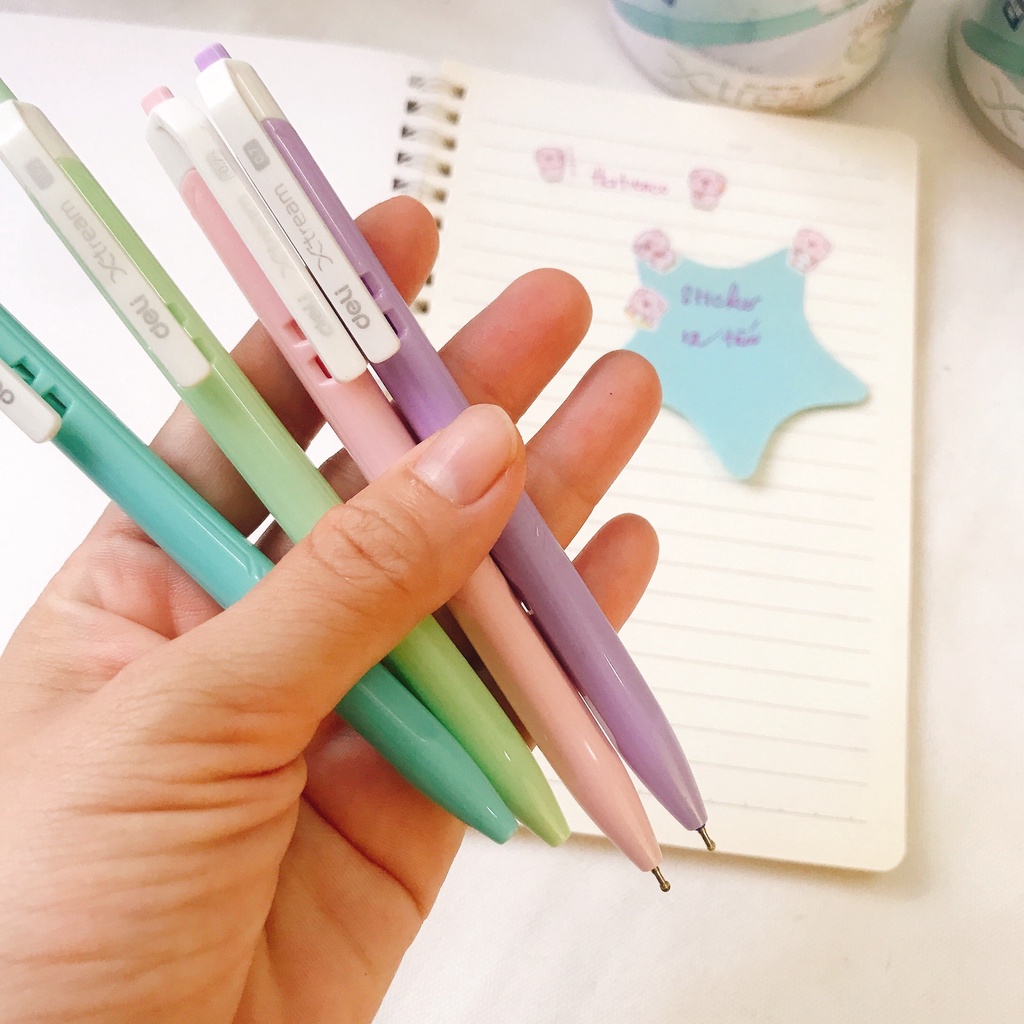 Bút bi Deli 0.7mm xịn đẹp đều mực