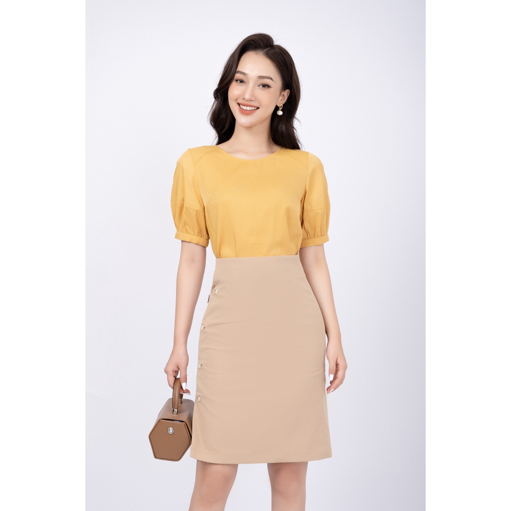 Chân váy nữ công sở dáng A xẻ trước đính cúc trang trí FIONA F252164