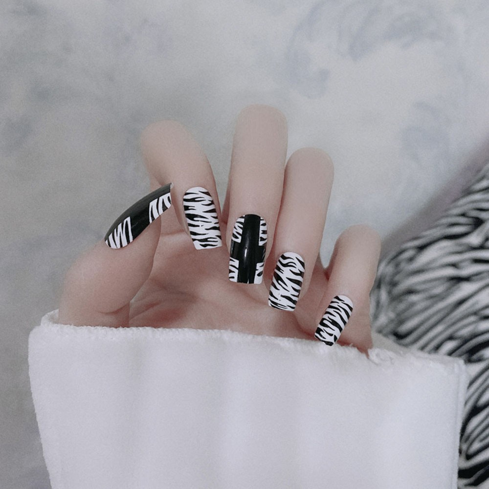 Set 24 Móng Tay Giả Thời Trang Cho Nữ