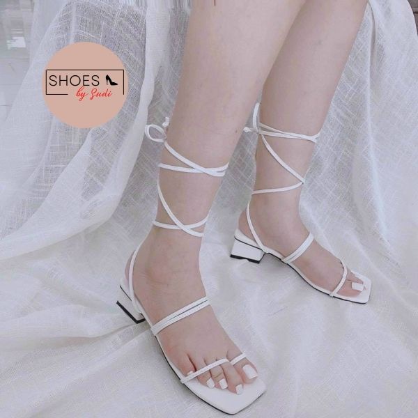 Sandal xỏ ngón nữ cao 5p chiến binh cột dây SUDI SHOES N37-BAFhot trend năng động cá tính với 2 màu trắng đen dễ phối đồ