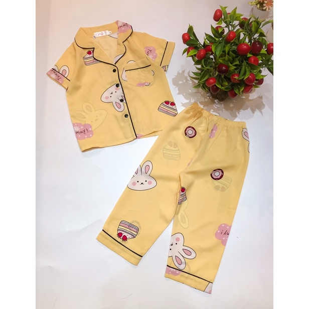 Bộ pijama tay ngắn quần dài cho bé lụa mango