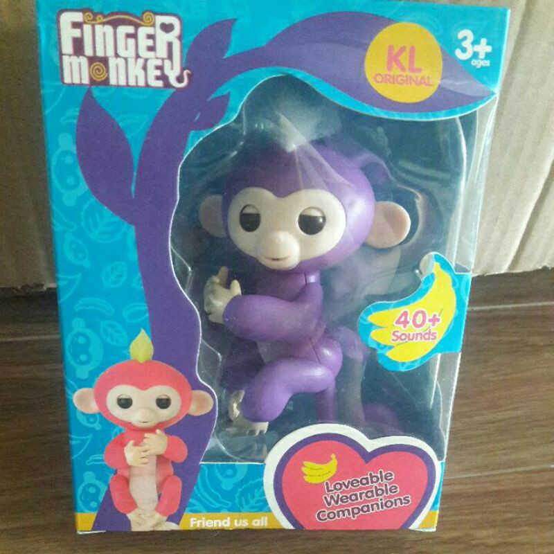Happy Monkey- Khỉ con tương tác bám ngón tay