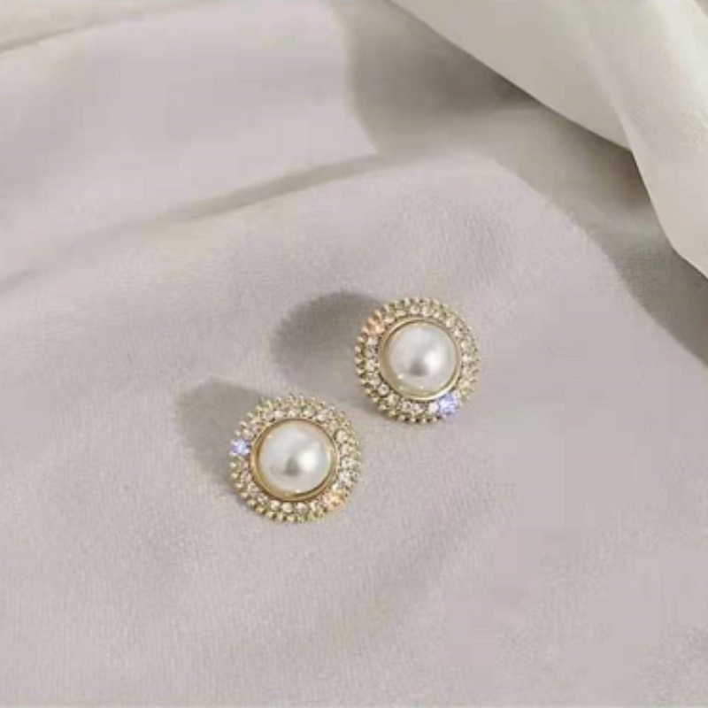 Khuyên tai nhỏ phong cách Hàn Quốc thời trang xinh xắn