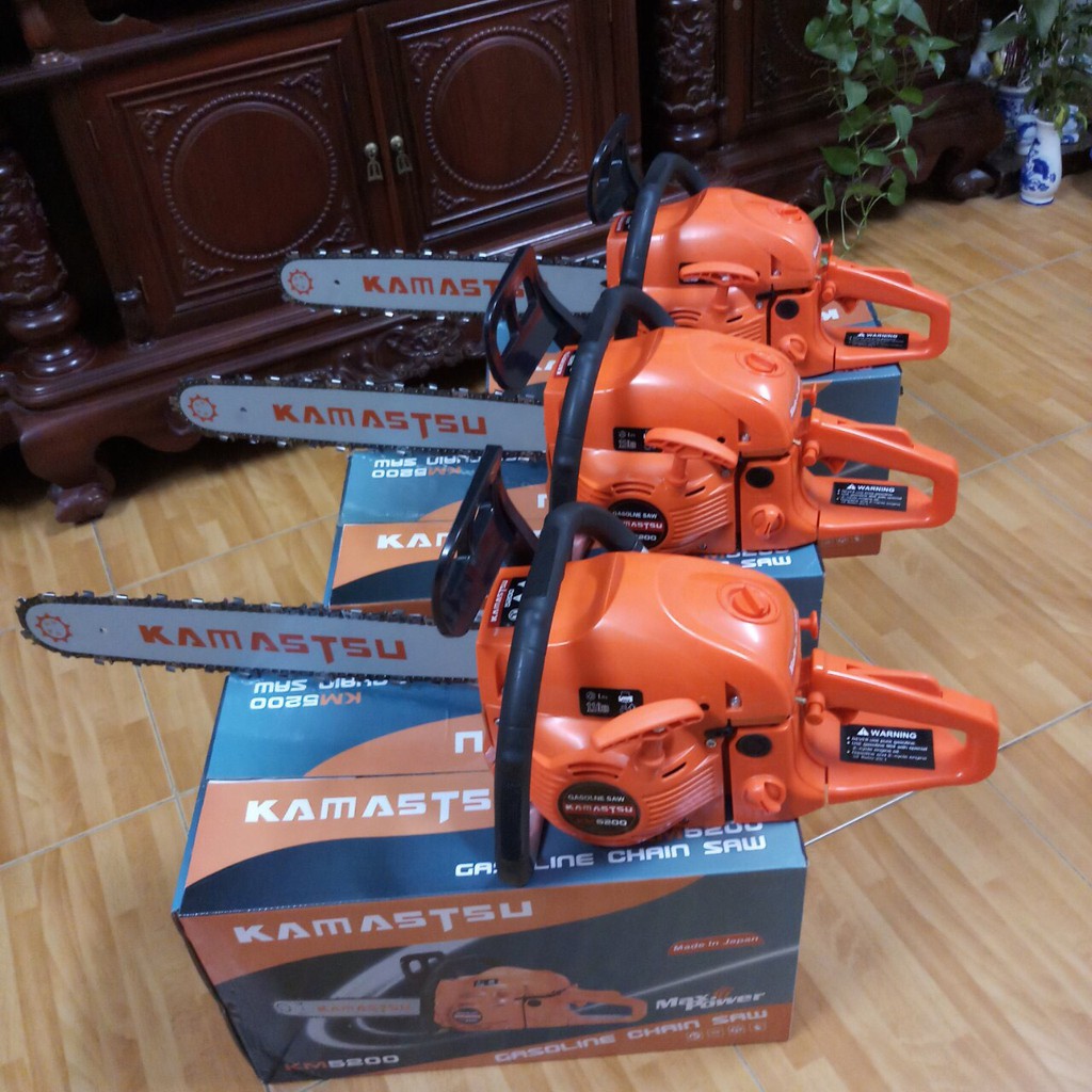 Cưa xăng KAMATSU 68CC chính hãng- cưa xích chạy xăng kamatsu bảo hàng 12 tháng