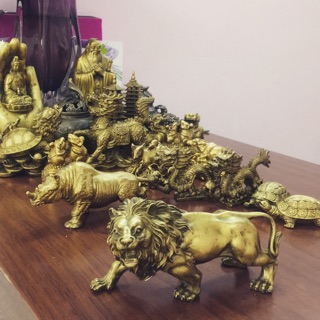 Tượng sư tử bằng đồng