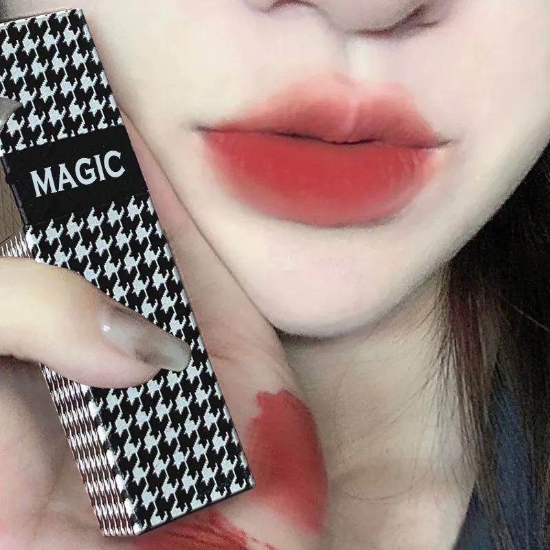 Son Môi Imagic Phong Cách Nhật Bản Chất Son Mịn Như Nhung Lì Màu Trắng Và Mỏng