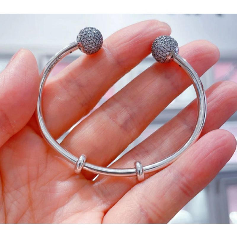 Vòng bạc 925 xỏ charm với các mẫu đầu khóa khác nhau