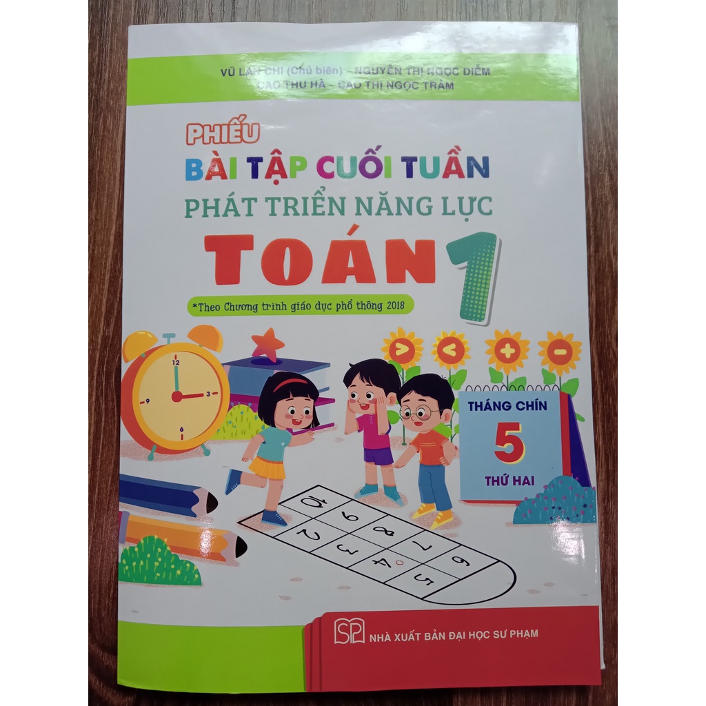 Sách - Phiếu bài tập cuối tuần phát triển năng lực Toán 1 - Kết Nối - Theo chương trình GDPT 2018